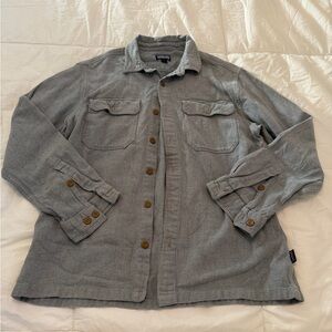 Patagonia Organic Cotton Button Down Shirt Gray Men’s M